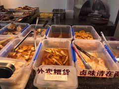 自助取餐区-老人和饭店(打浦路店)