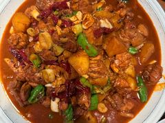 -俭寨大盘鸡·手抓肉·烧烤新疆菜(乌苏路店)