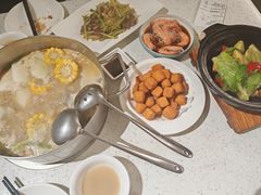 -肥仔文澳门猪骨煲(南京西路店)