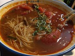-美奈小馆·越南料理(中航城君尚购物中心店)