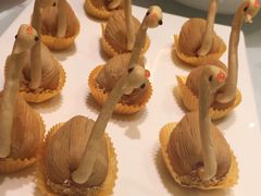 金牌天鹅酥-粤麓轩餐厅(中信泰富广场店)