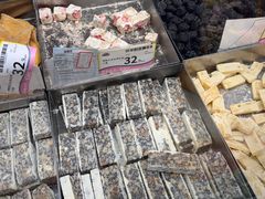 -三只松鼠国民零食(杭州萧山万象汇店)