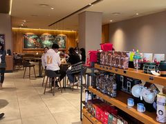 零售区-星巴克(汕尾信利城市广场店)