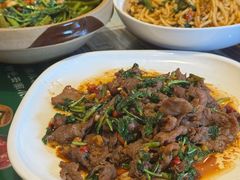 香茅草炒牛肉-呐咪傣园·云南菜(石厦店)