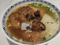 -鲁达面馆本帮风味(共康东路店)
