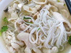 -老滕家过桥米线(金鱼胡同店)