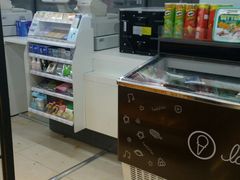 -全家便利店(漕溪北路七店)