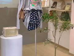 -nana showroom娜娜家服装店