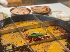 -岗上渣渣老火锅(两路口店)