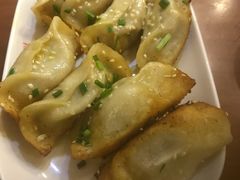 -小姜锅贴(凤凰街店)