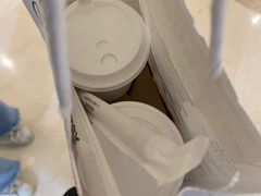 -喜茶(杭州滨江宝龙店)