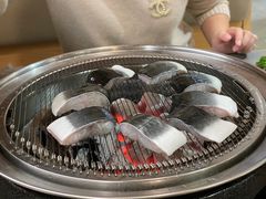 -围炉肉舍•炭烤活鳗•丹东海鲜烤肉(步行街店)