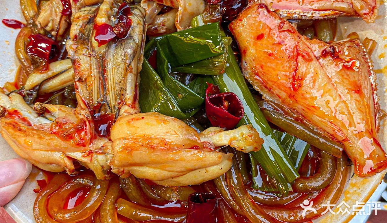 重庆｜巷子里的美蛙鱼 麻辣鲜香超过瘾‼️