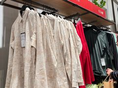 -lululemon(比斯特购物村店)