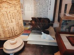 -邊城書店