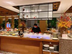 自助取餐区-金海湾自助餐厅(金陵饭店)