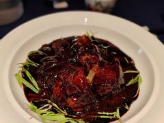 招牌焦糖黑叉烧-维园悦谱·海派家常菜(乌鲁木齐南路店)