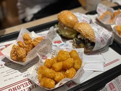 -The Habit Burger Grill 哈比特汉堡(爱琴海店)
