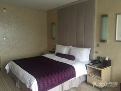 湖景房-天津水晶宫饭店