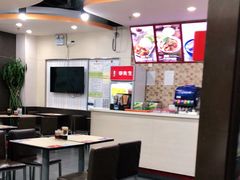 大堂-李先生牛肉面大王(北京站售票厅餐厅)