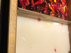 -尚尚仙·酸汤猪手·猪肚鸡火锅(华联万柳购物中心店)