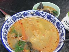 -撒拉人家.酸菜牦牛肉火锅