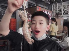 -四川小胡子海鲜(丁村万人海鲜广场店)