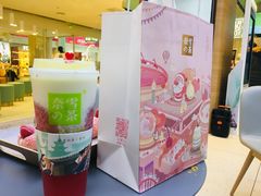 -奈雪的茶(亨特国际广场店)