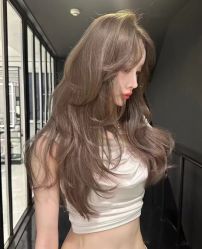 -十六番发型师事务所