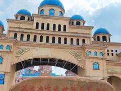 -荔波冰雪水世界主题乐园