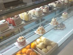 -焙丽拾光(麦凯乐直营店)