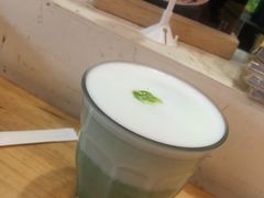 抹茶拿铁-无牌咖啡&酒馆
