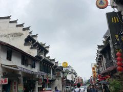 -临街徽菜馆·正宗黄山味