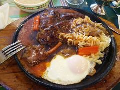 -豪享来牛排·中西简餐(黄河路店)