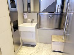 -银泰百货(厦门国贸中心店)