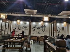 大堂-黄桷树曹家私房菜(江与城店)