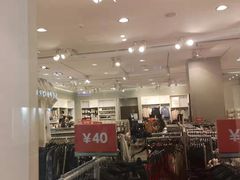 -H&M(鹏欣水游城店)