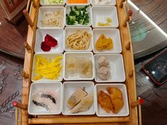 -香麒园·过桥米线·南湖雅宴
