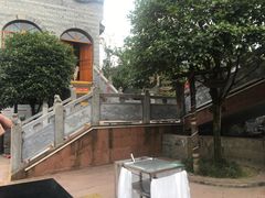 -楠柏弯休闲山庄(梨花溪店)