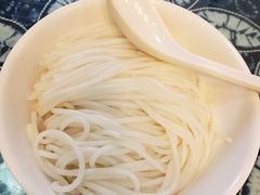 -建新园过桥米线(宝善街店)