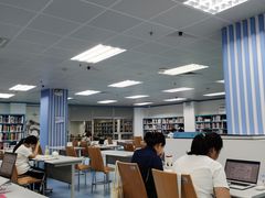 -南山图书馆(常兴路店)