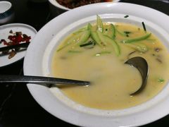 -明丰小渔馆(明月路店)