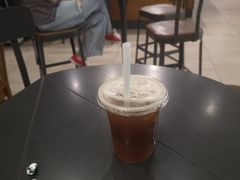 -星巴克(上海虹桥新天地二店)