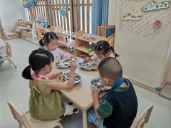 -好奇星国际托育(金地自在城校区)