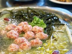 鲜圆子-周老三跷脚牛肉·全牛火锅(非遗传承店)