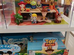 -泡泡玛特POPMART(国金街店)