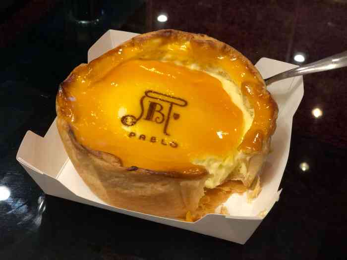 pablo奶酪蛋糕店(道顿崛店)-"看到那长长的队伍了吧,每次经过都是那么