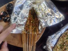 -何师烧烤·香辣蟹·川菜·30年老品牌(太古里旗舰店)