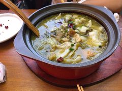 -周鱼小馆石锅酸菜鱼(活力汇店)