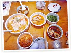 -渝是乎川渝小炒(新世界百货望京店)